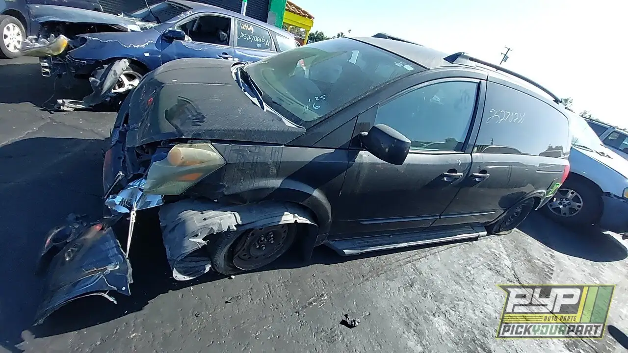 Photo of 2006 Nissan Quest