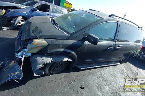 Photo of 2006 Nissan Quest