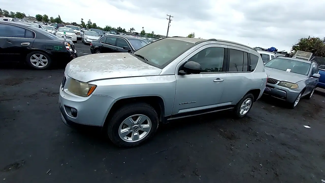 Photo of 2014 Jeep Compass