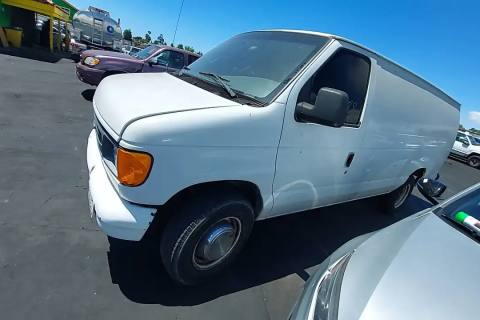 Photo of 2006 Ford E-250