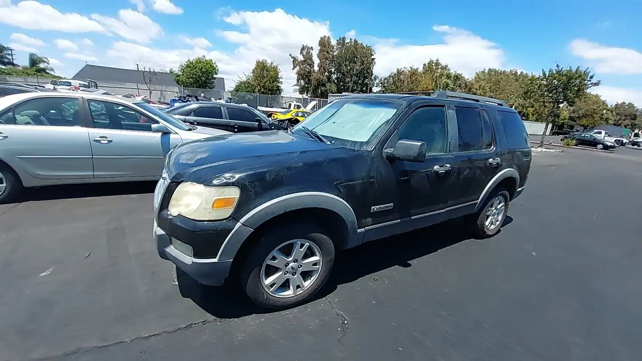Photo of 2006 Ford Explorer
