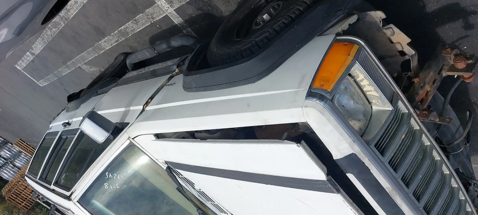 Photo of 1988 Jeep Cherokee