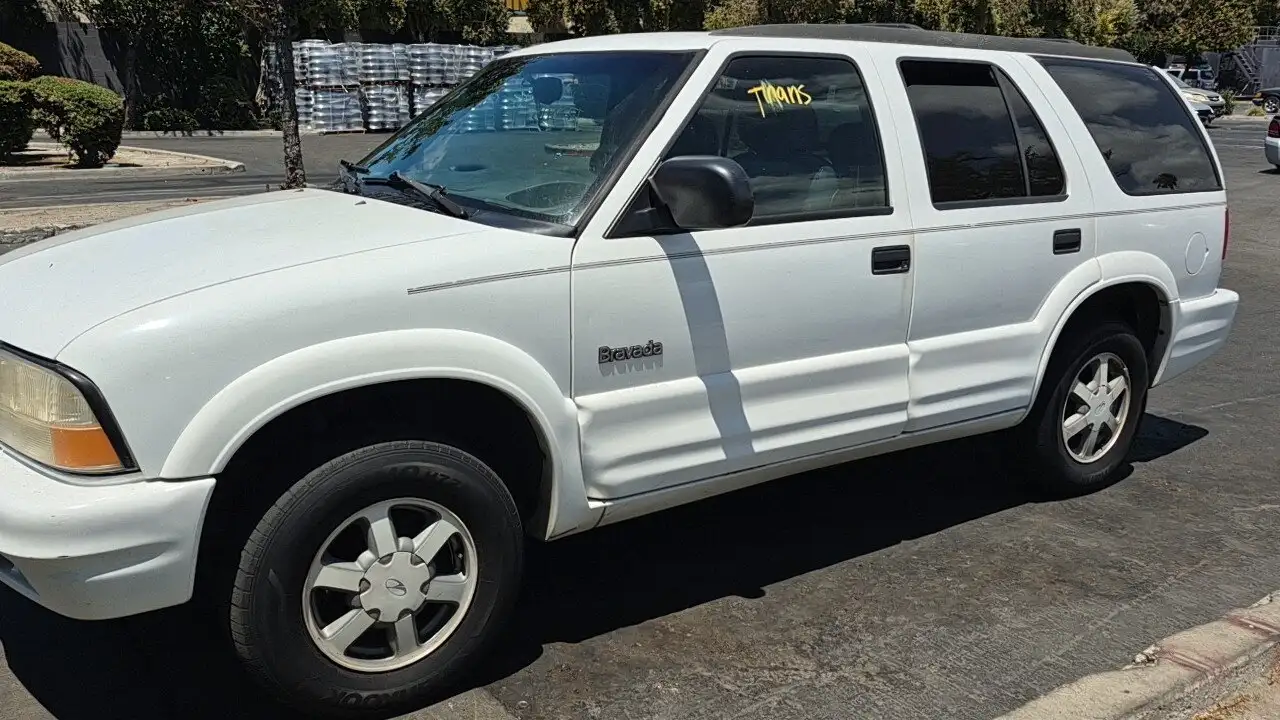 Photo of 2000 Oldsmobile Bravada