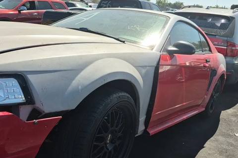 Photo of 2004 Ford Mustang