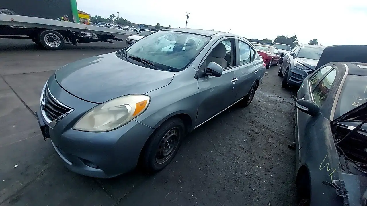 Photo of 2013 Nissan Versa