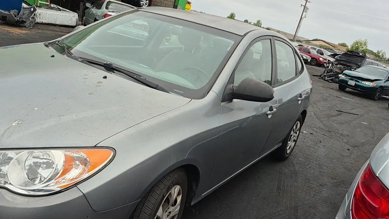 Photo of 2010 Hyundai Elantra