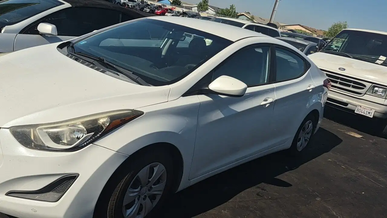Photo of 2016 Hyundai Elantra