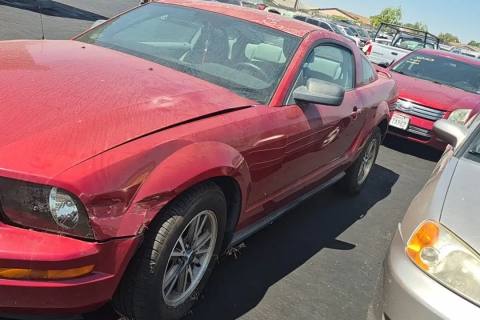 Photo of 2005 Ford Mustang