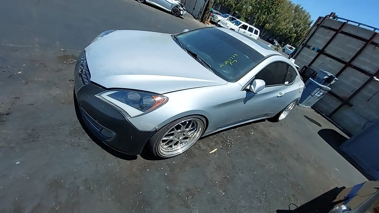 Photo of 2010 Hyundai Genesis Coupe