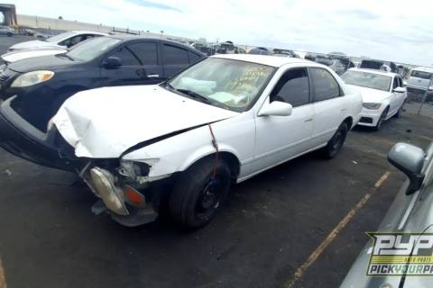 Photo of 2000 Toyota Camry