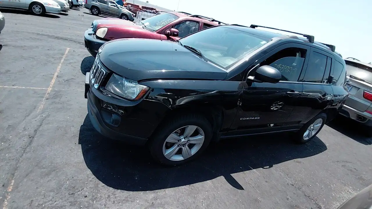 Photo of 2014 Jeep Compass