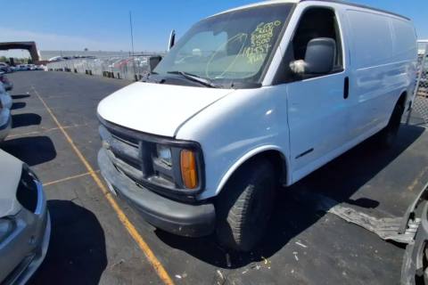 Photo of 2000 Chevrolet Express 3500