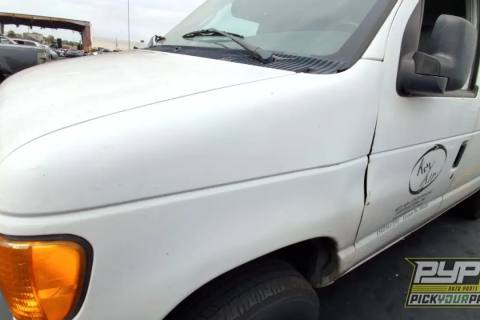 Photo of 2005 Ford E-250