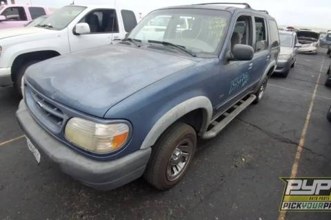 Photo of 2000 Ford Explorer