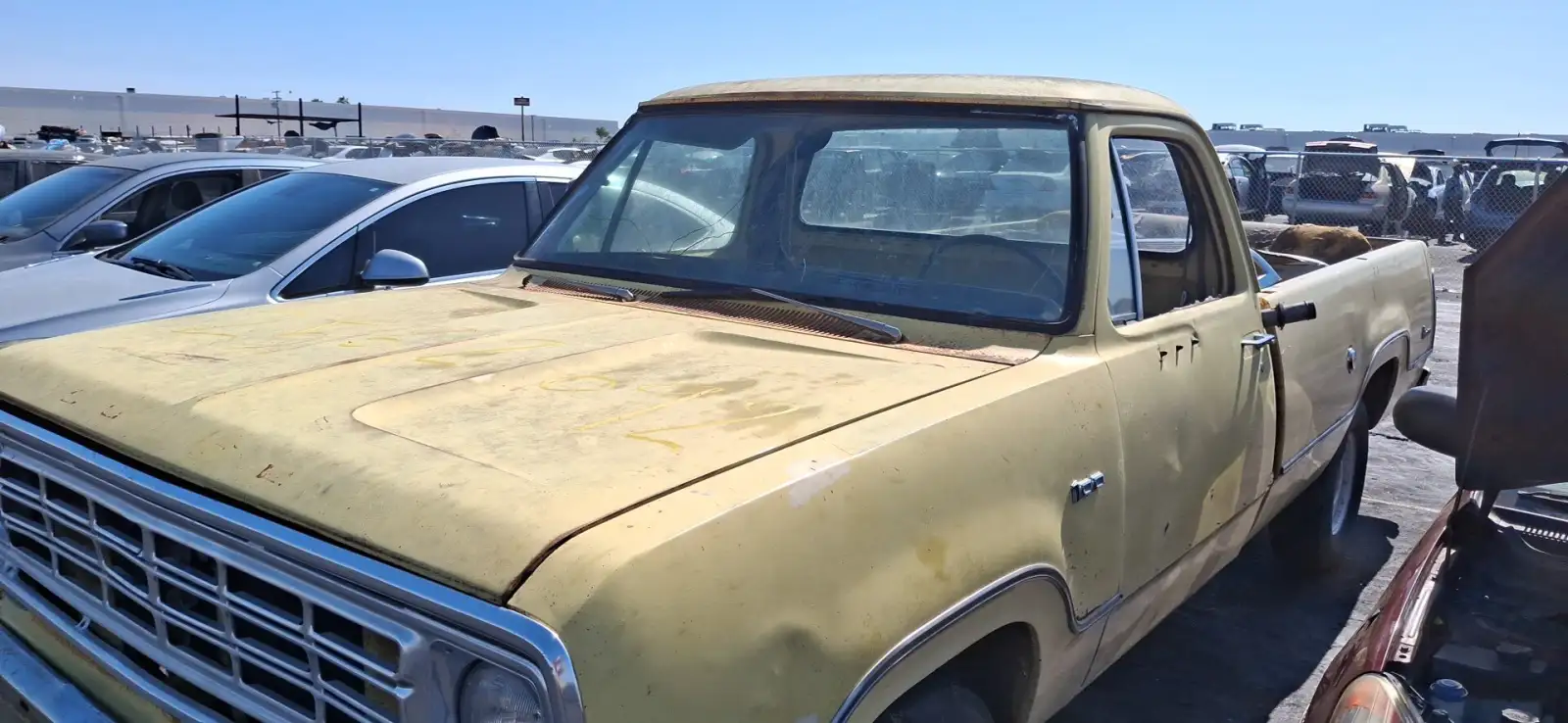 Photo of 1976 Dodge B100