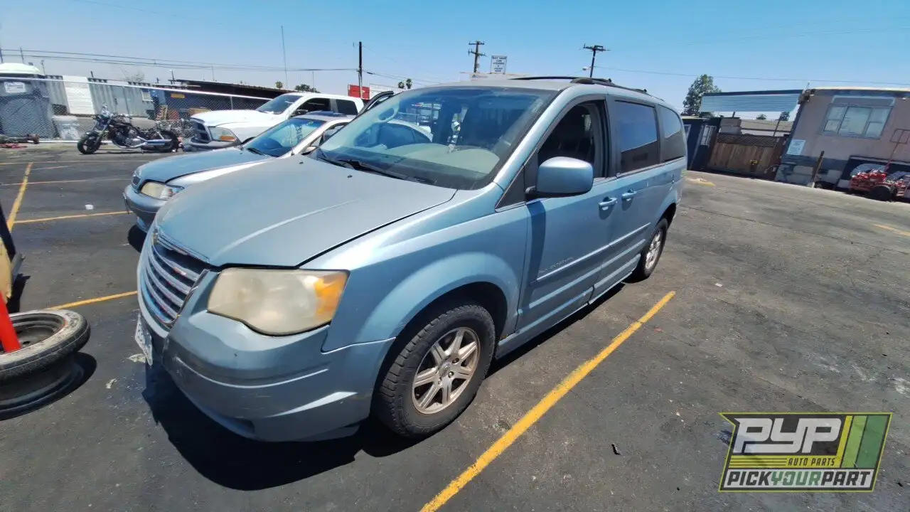 Photo of 2008 Chrysler Town & Country