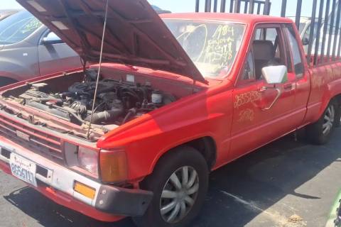Photo of 1984 Toyota Pickup