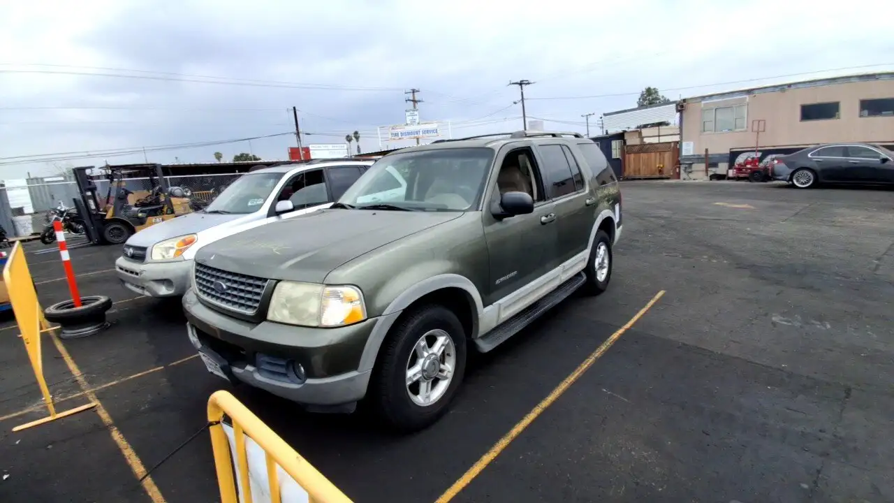 Photo of 2002 Ford Explorer