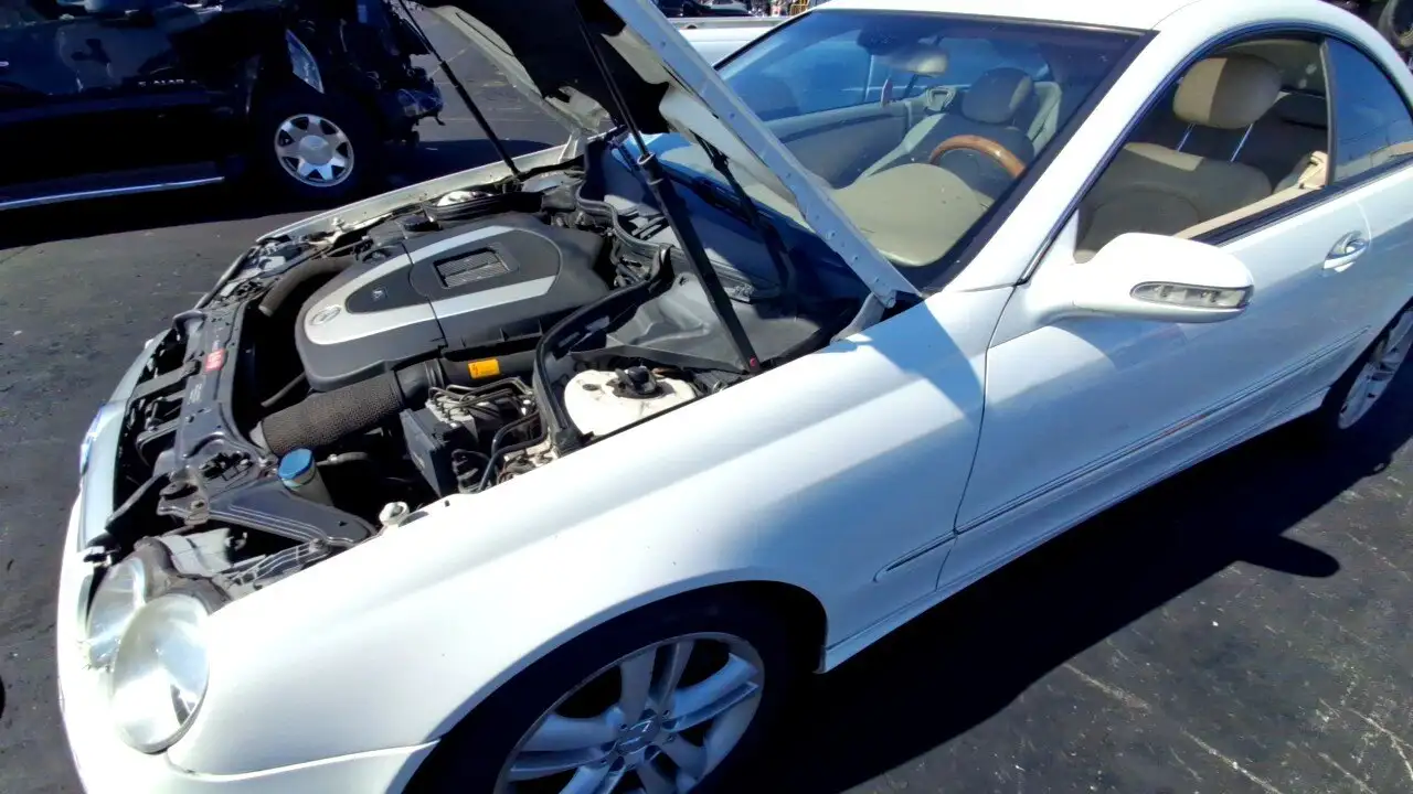 Photo of 2006 Mercedes-Benz Clk350