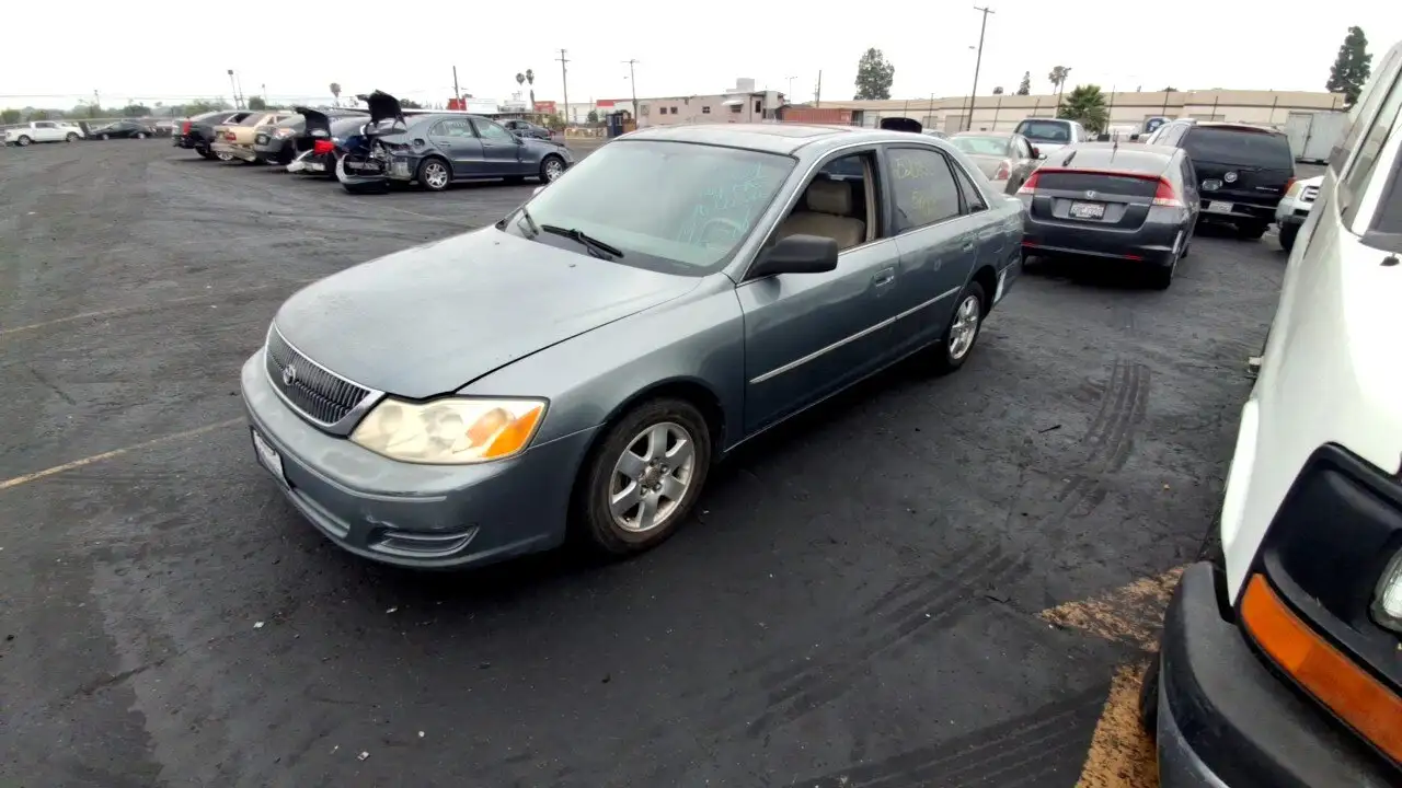 Photo of 2001 Toyota Avalon