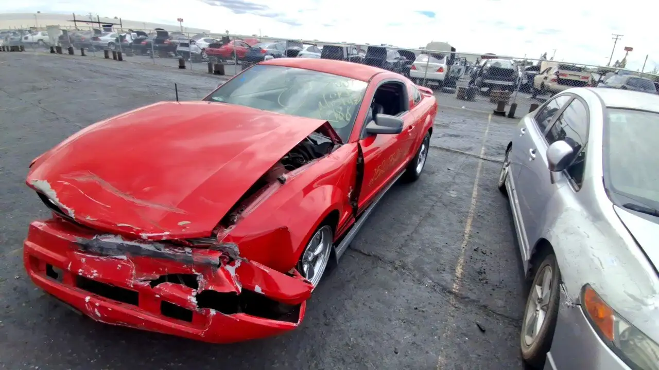 Photo of 2006 Ford Mustang