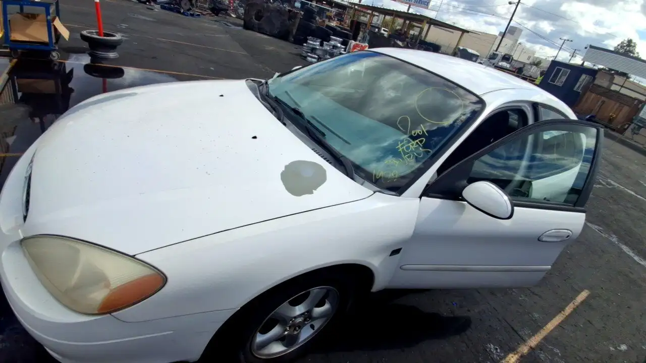 Photo of 2000 Ford Taurus