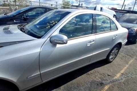Photo of 2004 Mercedes-Benz E320