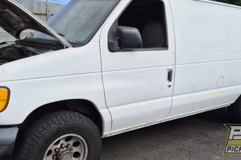 Photo of 1997 Ford E-250 Econoline