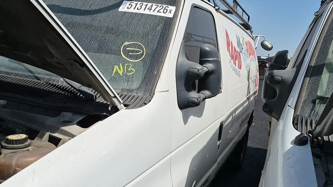 Photo of 2007 Ford E-350 Super Duty