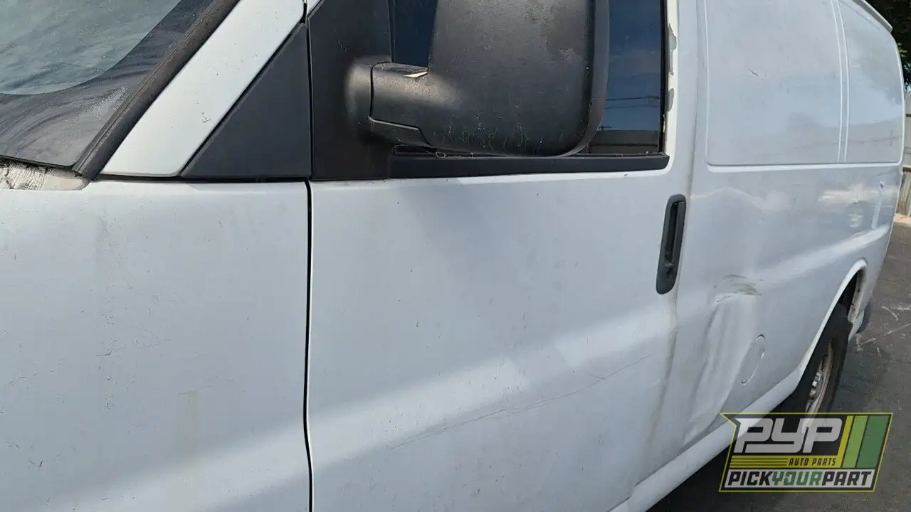 Photo of 2002 Chevrolet Express 2500