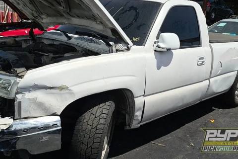 Photo of 2004 Chevrolet Silverado 1500