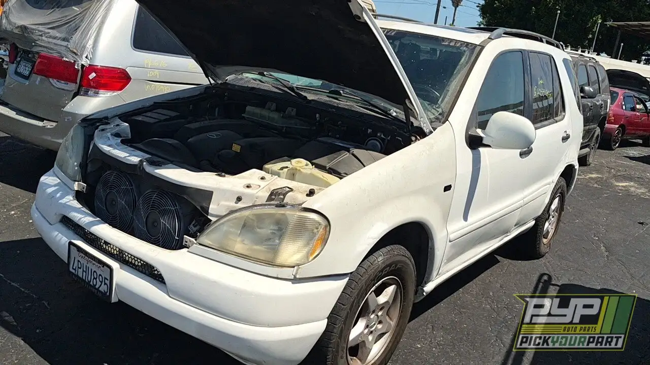 Photo of 2000 Mercedes-Benz Ml320