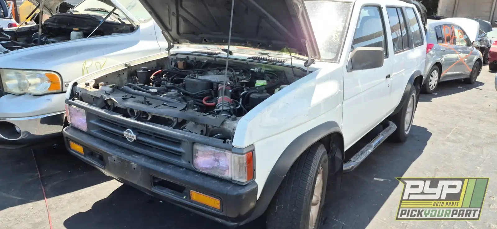 Photo of 1995 Nissan Pathfinder