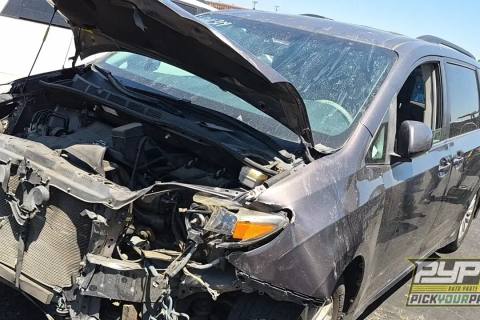 Photo of 2012 Toyota Sienna