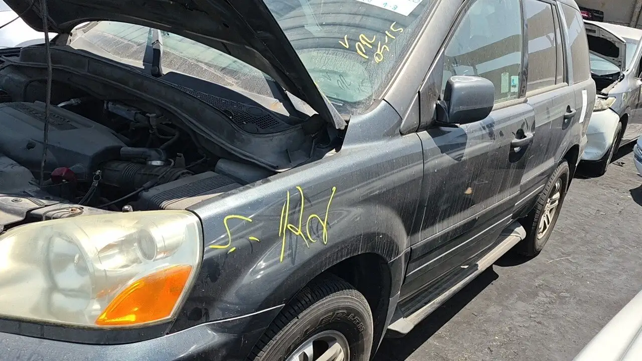 Photo of 2004 Honda Pilot