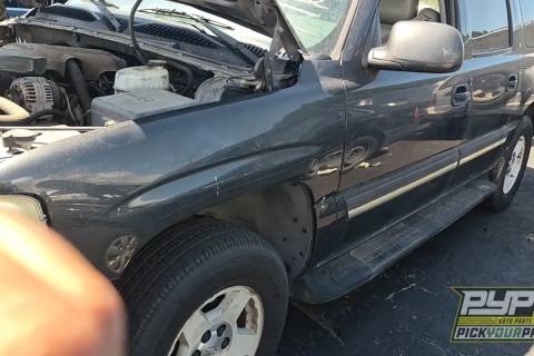 Photo of 2004 Chevrolet Suburban 1500
