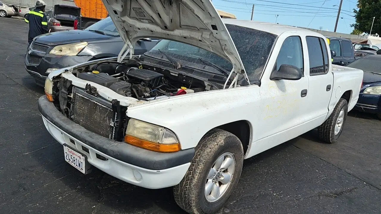 Photo of 2004 Dodge Dakota