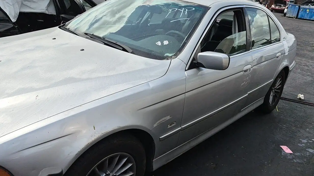 Photo of 2003 Bmw 540I