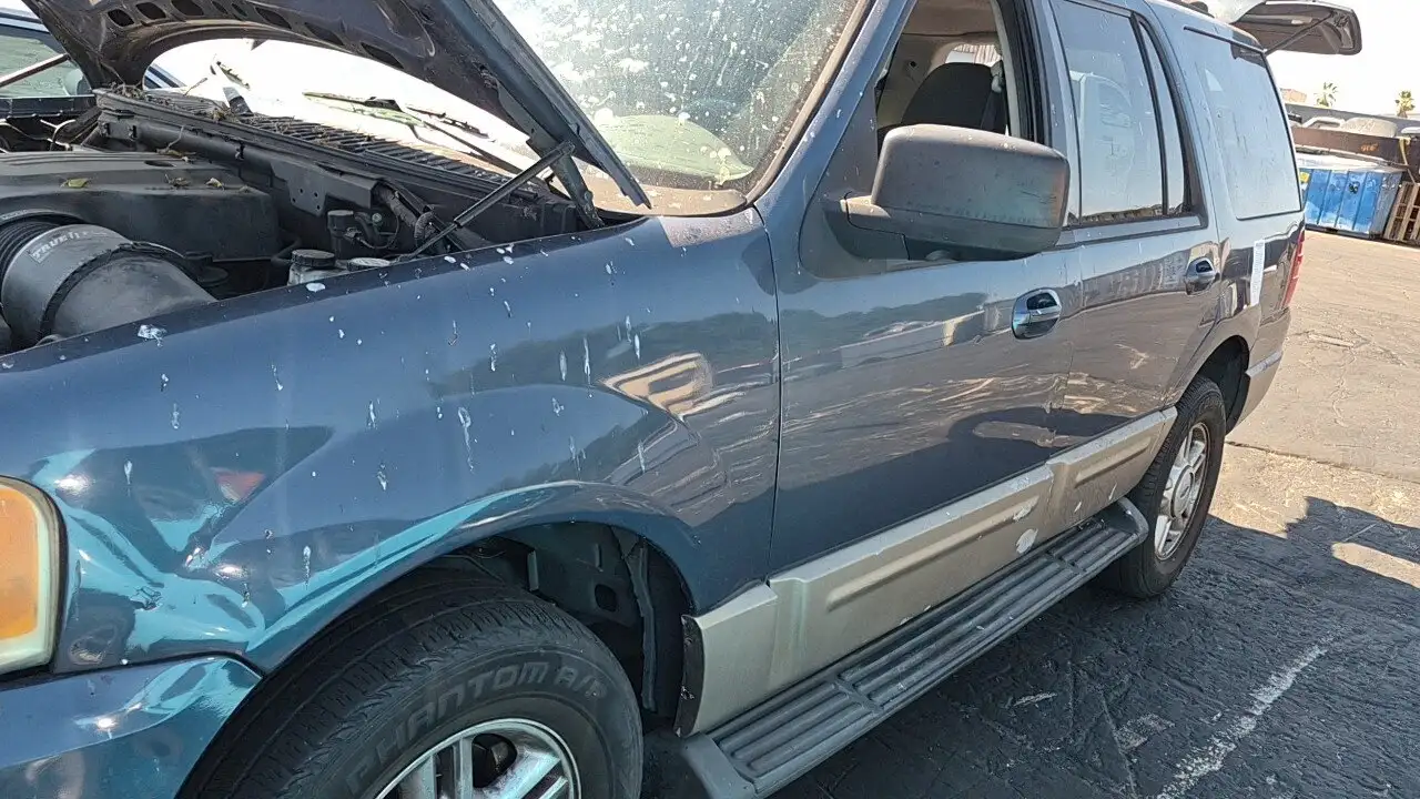 Photo of 2004 Ford Expedition