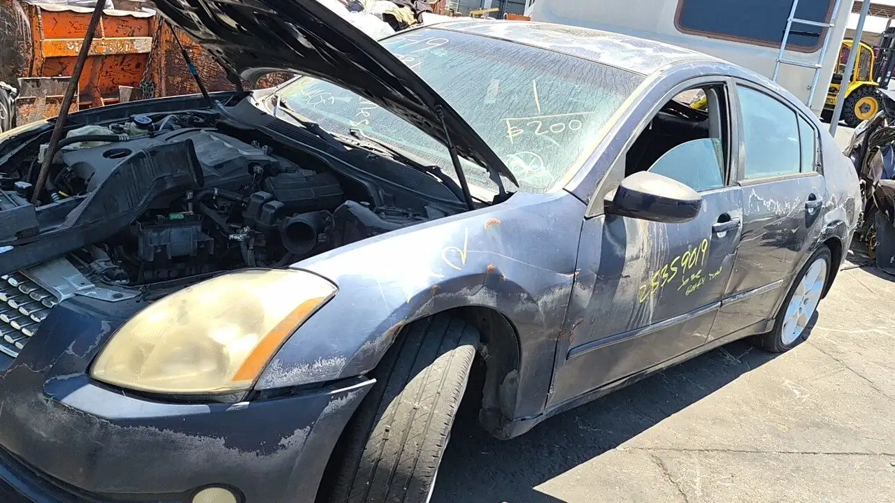 Photo of 2004 Nissan Maxima