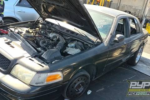 Photo of 2008 Ford Crown Victoria