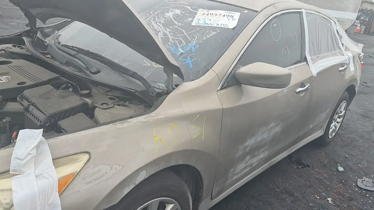 Photo of 2014 Nissan Altima
