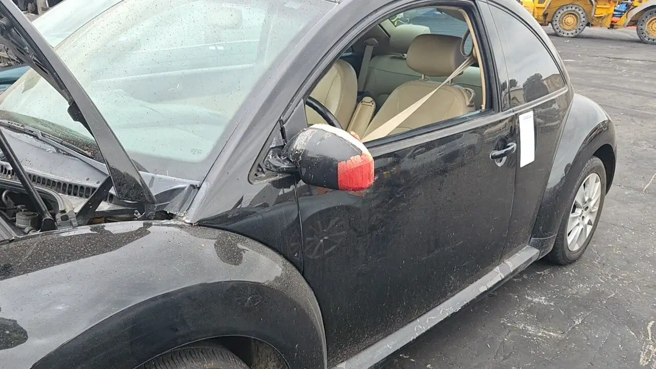 Photo of 2009 Volkswagen Beetle