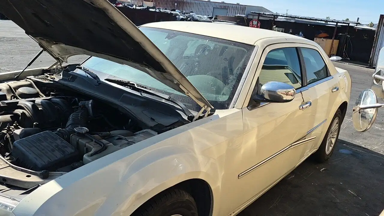 Photo of 2010 Chrysler 300