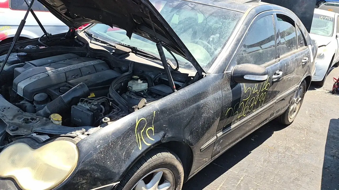 Photo of 2002 Mercedes-Benz C240