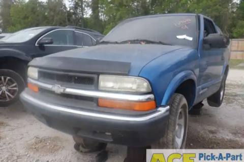 Photo of 2001 Chevrolet Blazer S10-Jimmy S15