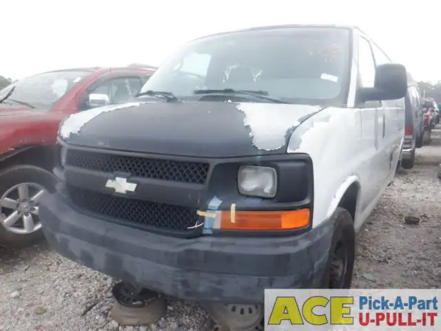 Photo of 2004 Chevrolet Express 1500 Van