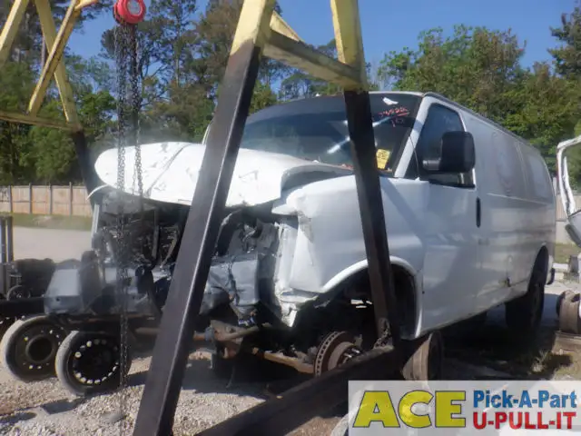 Photo of 2010 Chevrolet Express 2500 Van