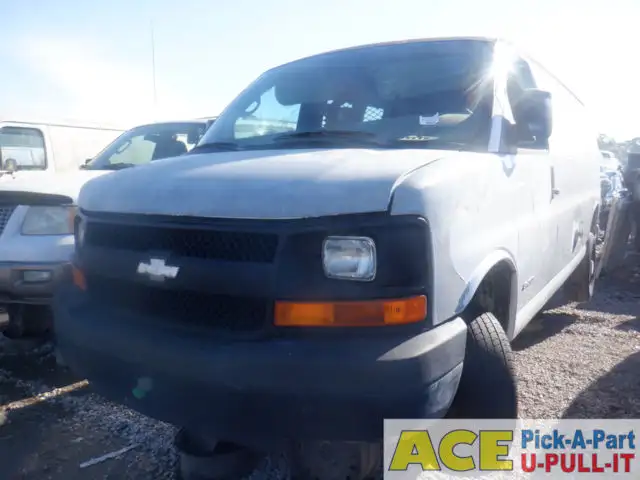 Photo of 2006 Chevrolet Express 2500 Van