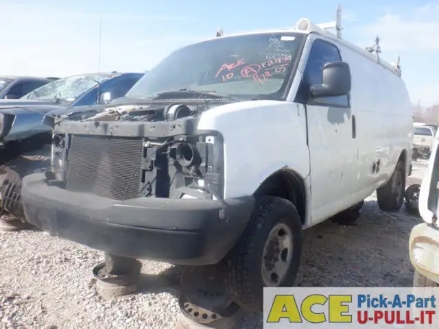 Photo of 2005 Chevrolet Express 2500 Van